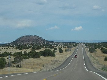 USA - Dilia NM - Route 66 & Mesa (23 Apr 2009)